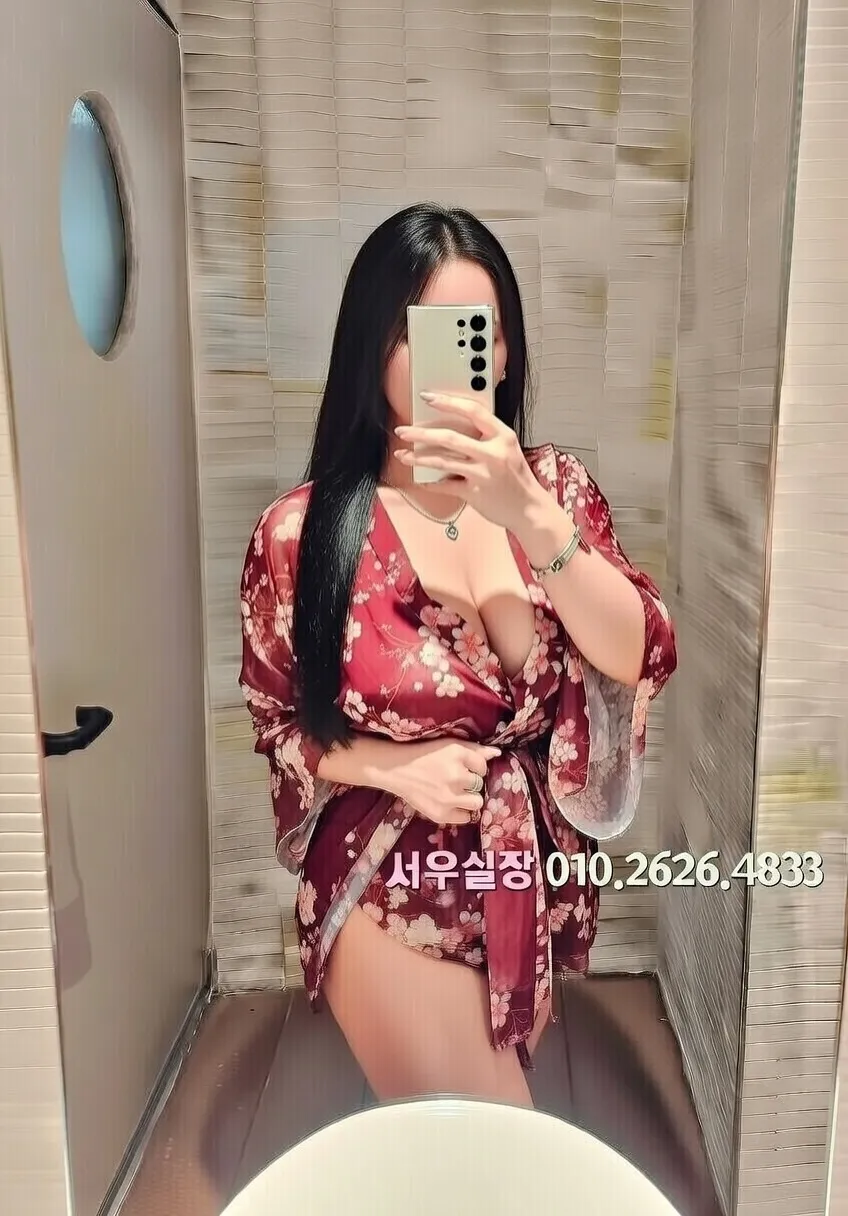 목동 룸살롱 프리미엄 라인업 8번 프로필