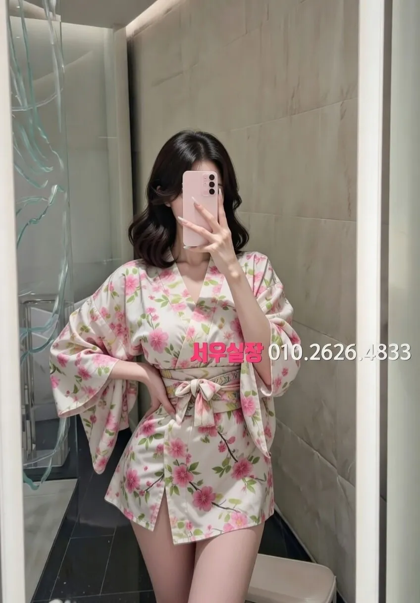 목동 룸싸롱 프리미엄 라인업 3번 프로필